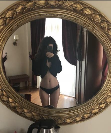 Horny Slut With A Tight Body #B4aGiKLr