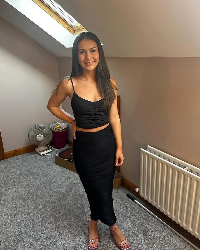 Sexy busty college teen Jasmine #b88rSUoR