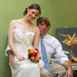 Jessica J spreads her Christian married cunt
