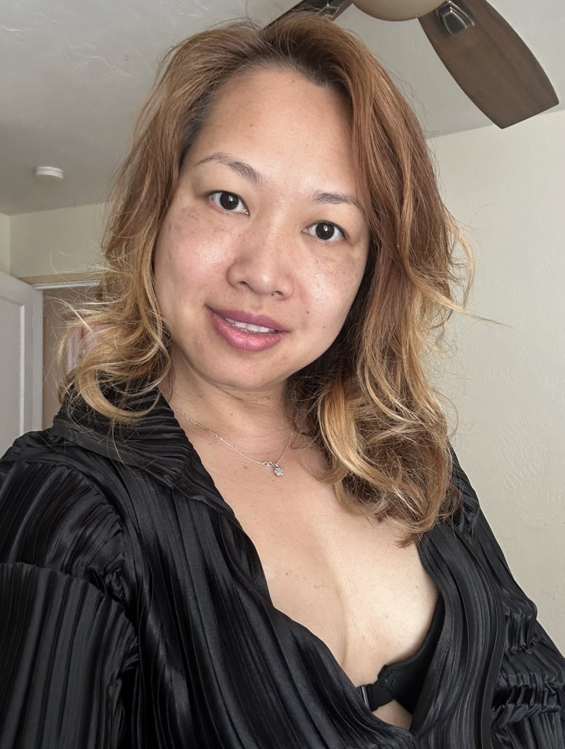 Cambodian mom sreynoun from Bay Area #bf9zr1hw