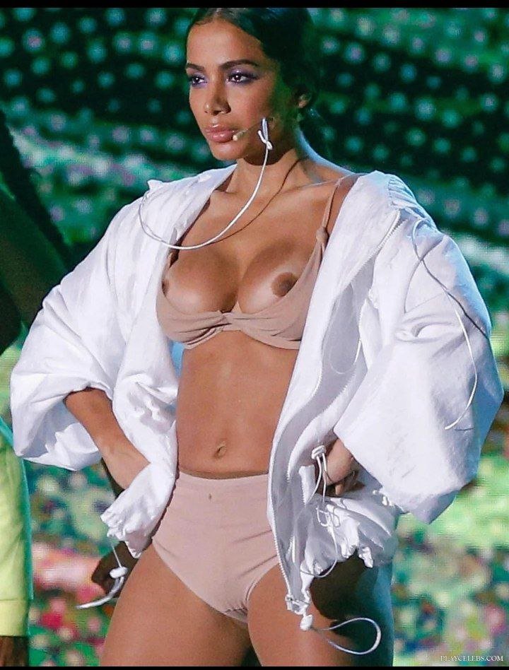 Anitta #bKIHXvYA
