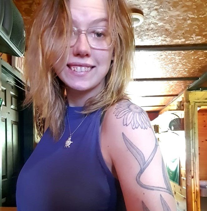 Cumsucking, big titted nerd #buhBvBbV