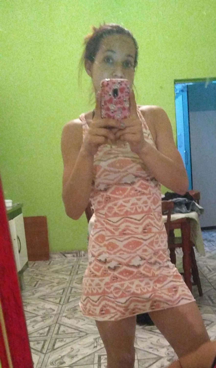 Cintia #C6Y7Kr1g