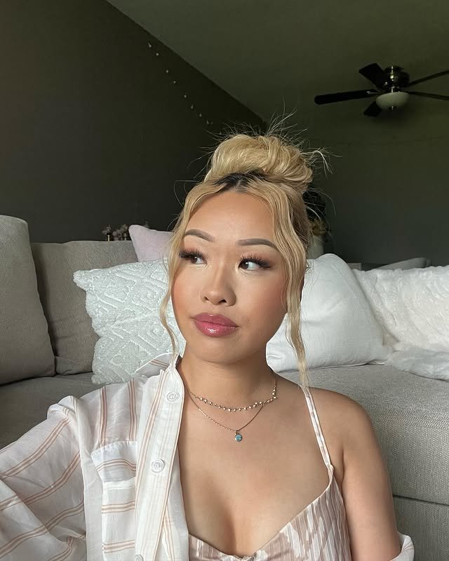 Sexy busty ABG MILF Nubs #CaI8Kuq9