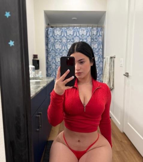 27 year old escort in San Fernando valley, CA #CC5mbFTV