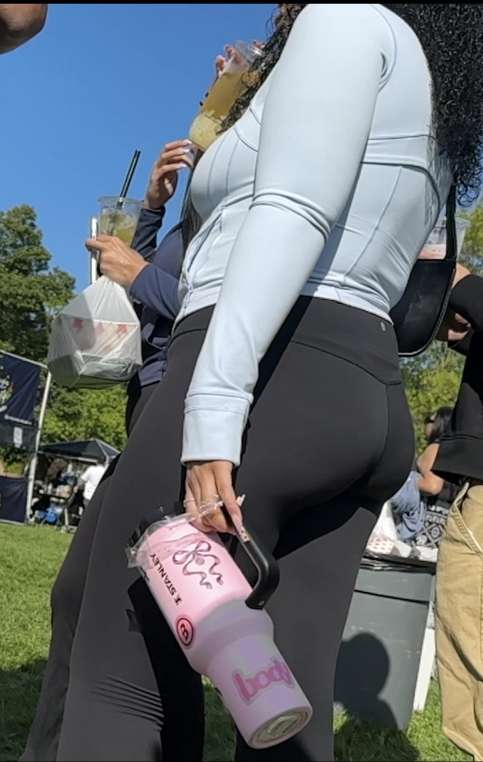 Candid booty at park #cD4WwFMH