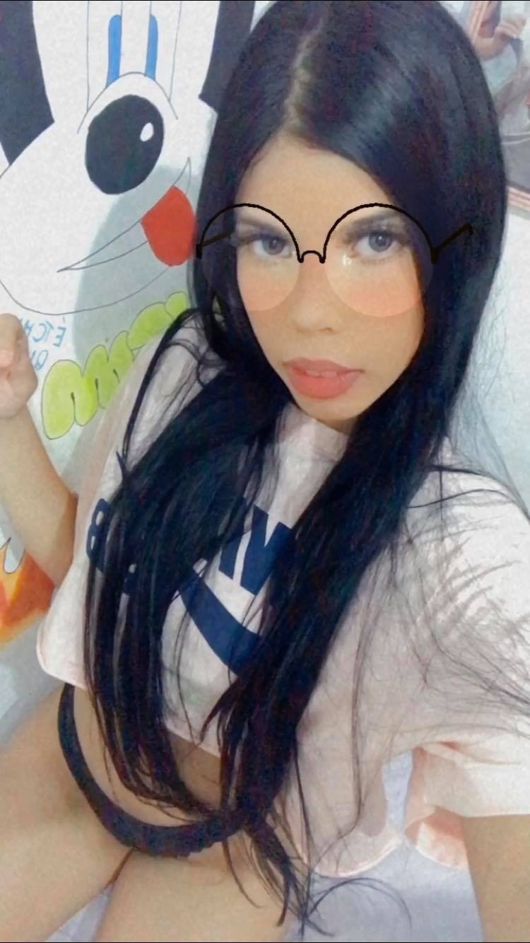 mais uma super putinha enviada. #CdrJkl84