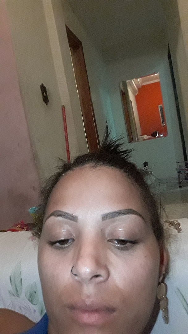 Evelyn mostrando o rabo #cgiwOa9i