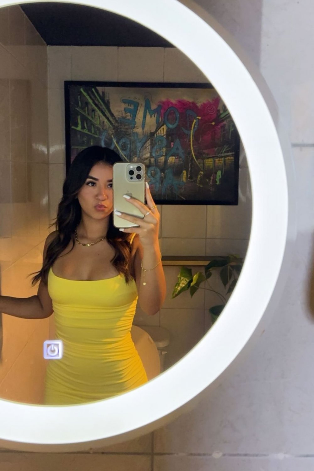 San Diego Latina #ch4IOO7T