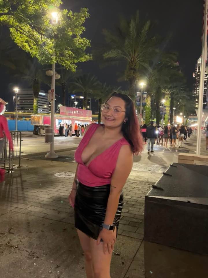 Sexy busty nerdy teen Meadow #CHXaT5CR
