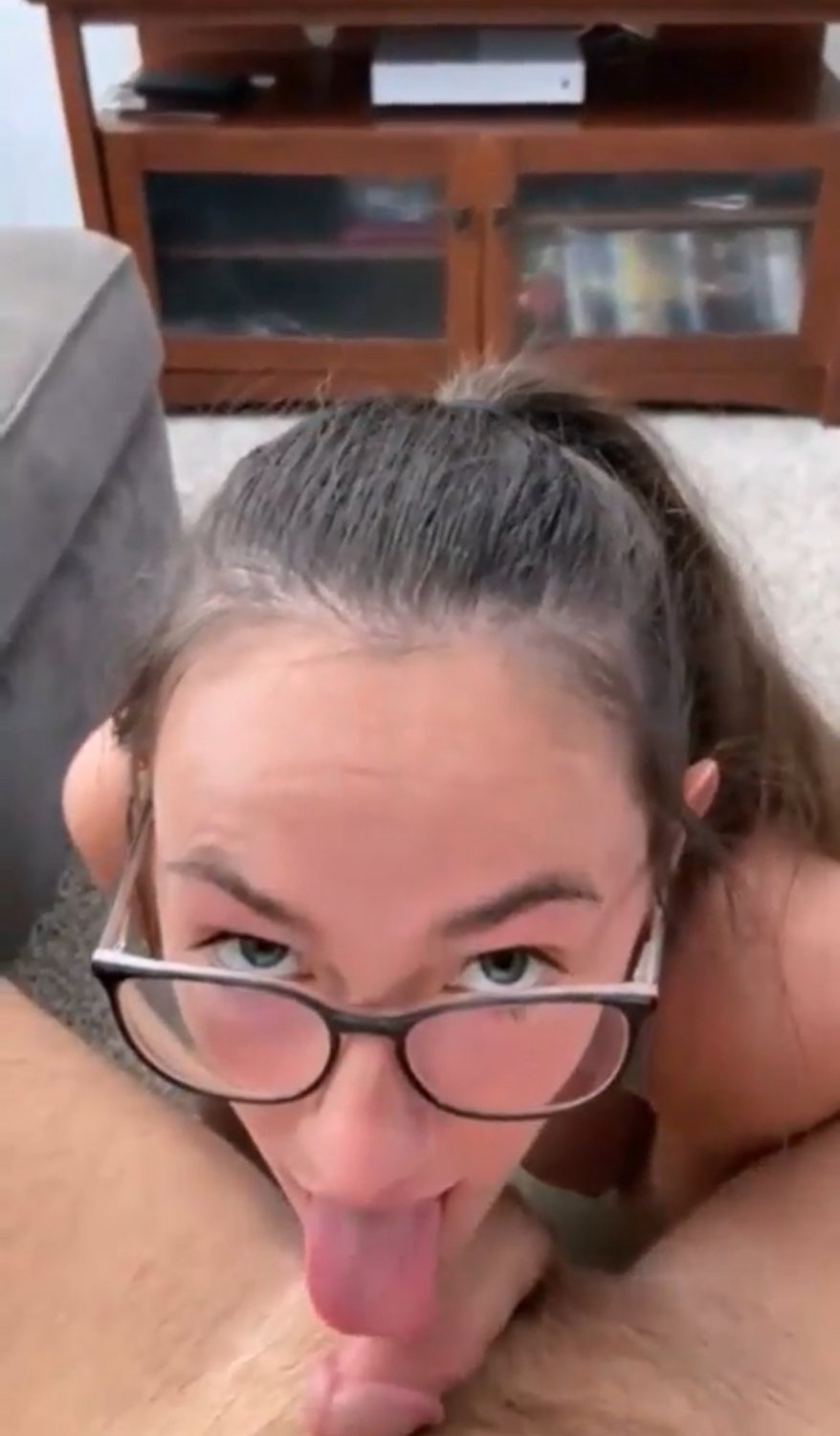 Big tit glasses gf likes sucking dick #CiT16hDD