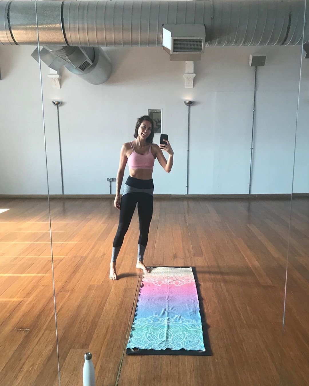 Yoga Milf #cjoYmoLW