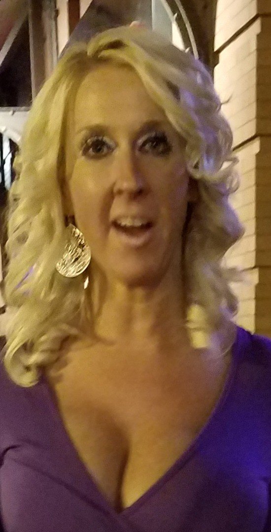 Blonde cougar #ckqgRoyV