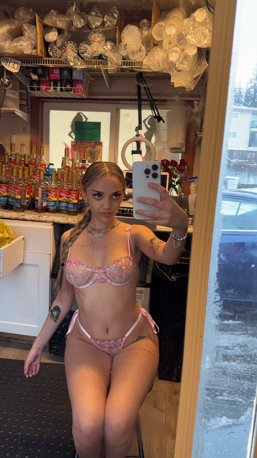 stunning tatted latina #cQCTCtbP