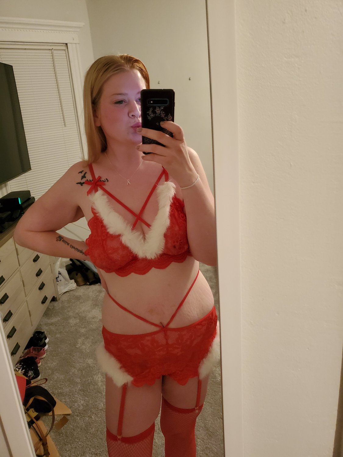 Chubby Webslut Lauren Part 1 #CtQs0h2v