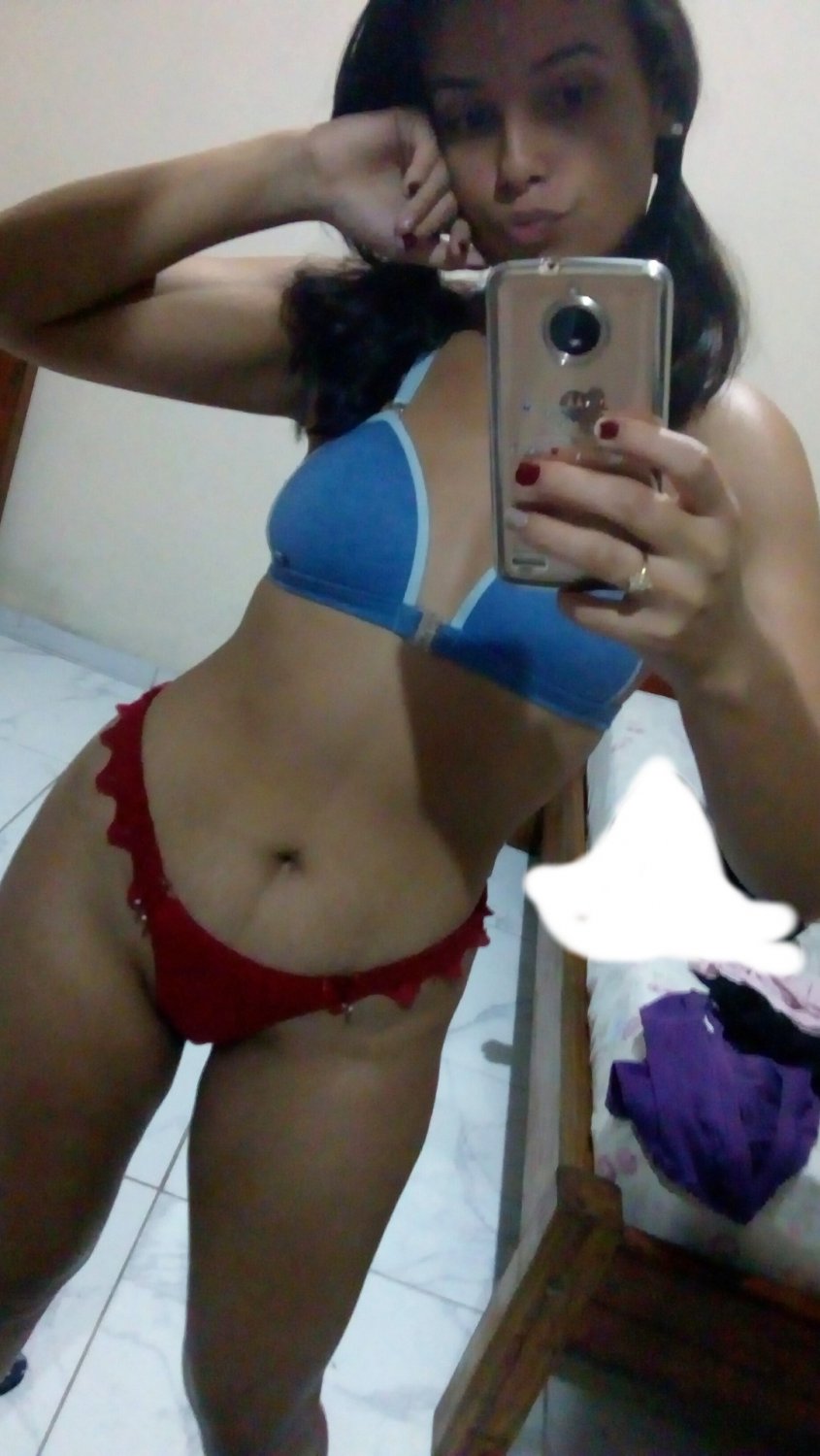 Ana morena sensualizando #ctXhIJ52