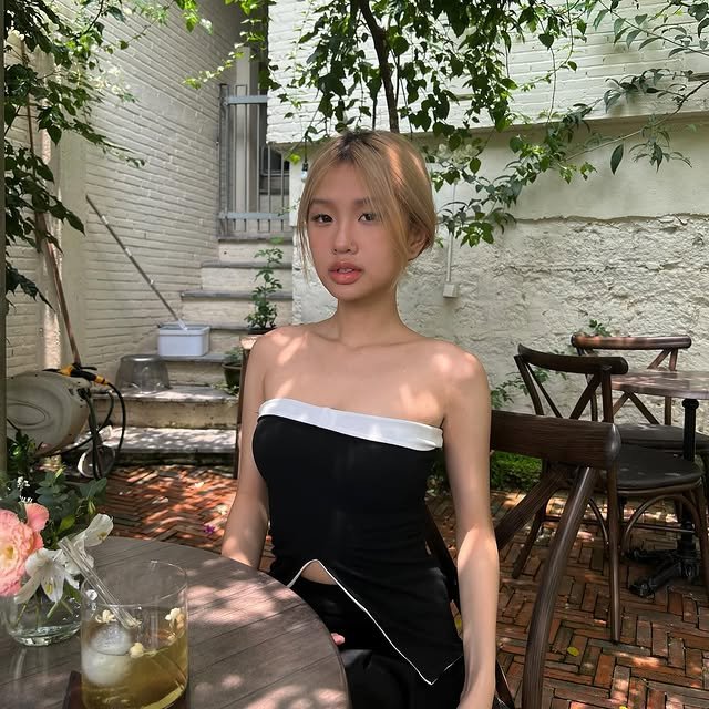 Sexy petite ABG teen Gina #CWS67hkE
