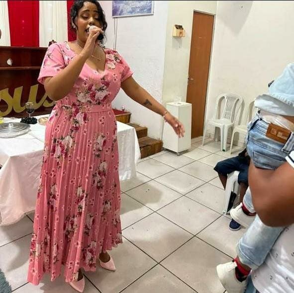Pastora pregou pra vários irmãos! O corno descobriu e vazou tudo! #Cz3Ppv3d
