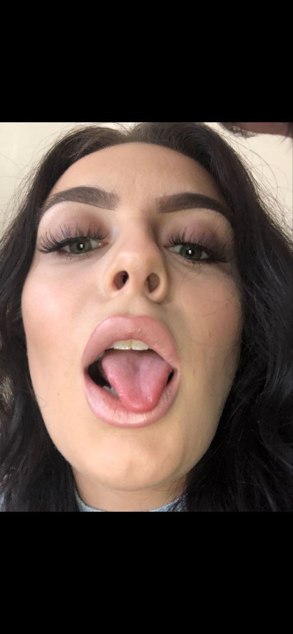 British Slut Sophie Shared #DeSGlczf
