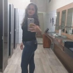 Esposa coroa mostrando a xaninha