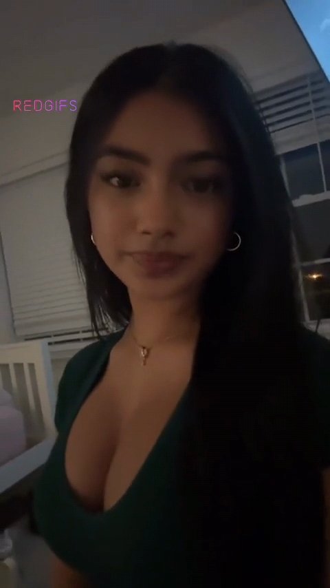 Cute Busty Nri Desi #dhhlDSVE