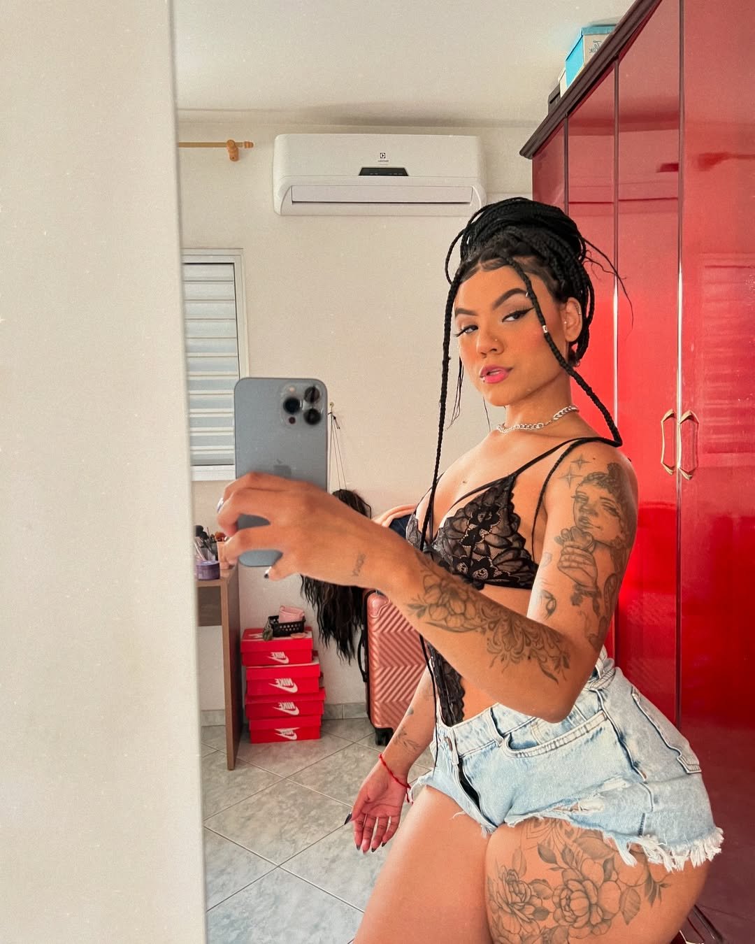 Ananda Barbosa (m.nands) #DkLZzeuN