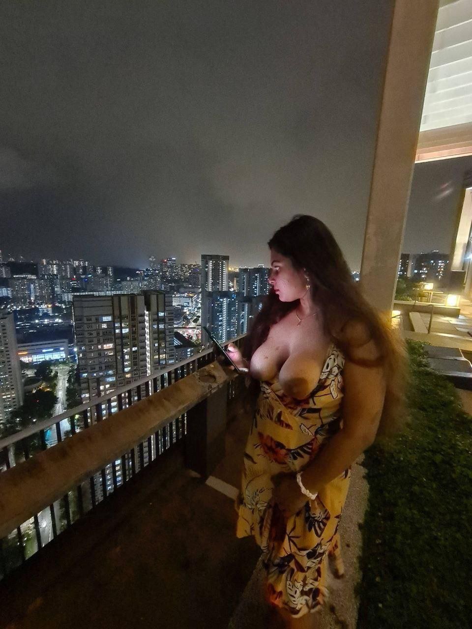 Sri Lankan Posh Girl Leak #DKOlyI9A