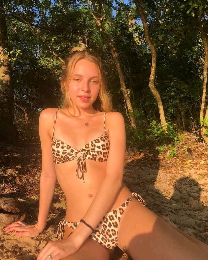 Fefe (Fernanda Schneider) #DNAZNuLV