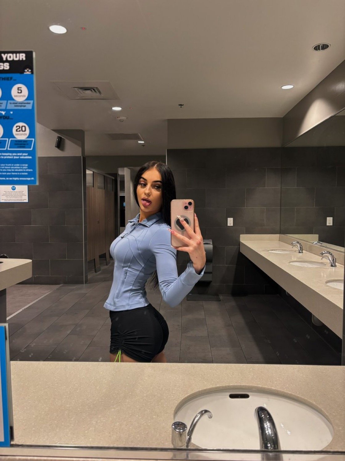 19yr slut can take my virginity, WOW😍😍😍 #dqsaJLCa