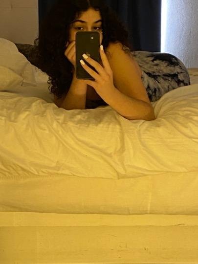 20 year old escort in Canoga Park, Encino , Reseda ,Woodland Hills #DRVtdjQO