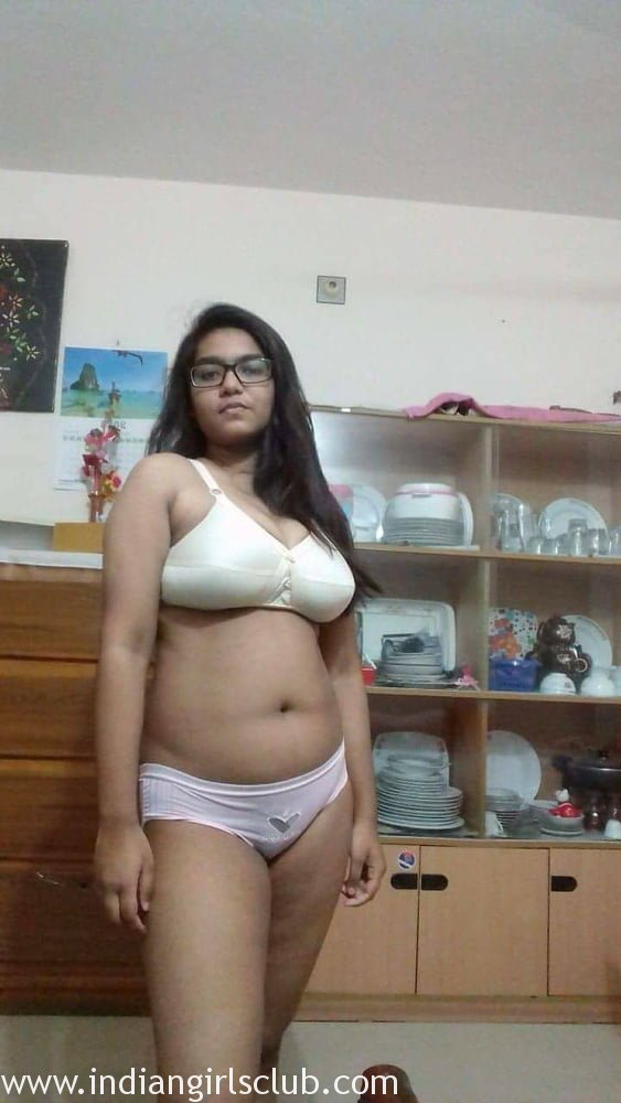 Desi random #dSKVs8LM