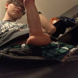 Femboy – Castiel