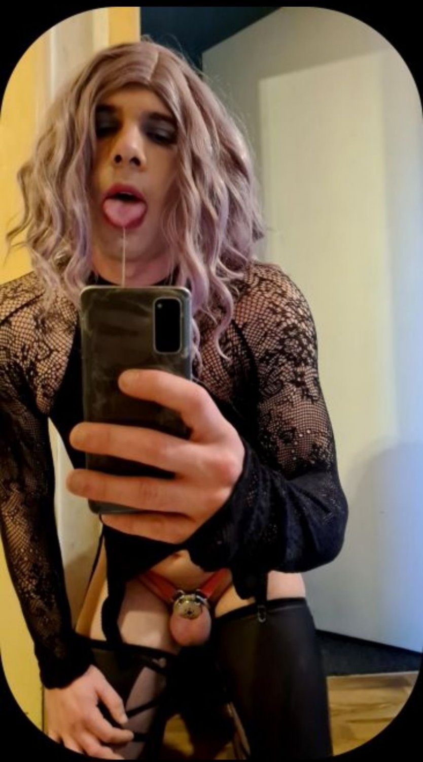 Slut Liza is another German sissy who is hoping for all sorts of fun things #E0sVL8LC
