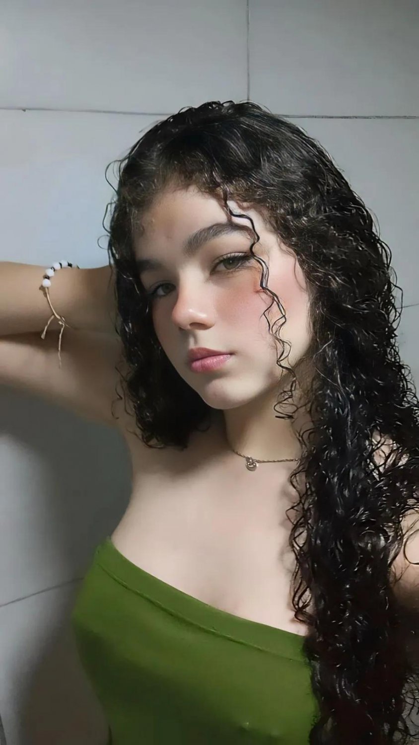 Karen González #E58TFv3C
