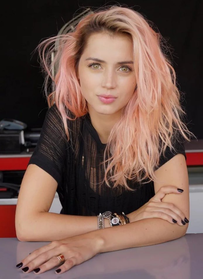 Ana de armas #e9Gd7UtU