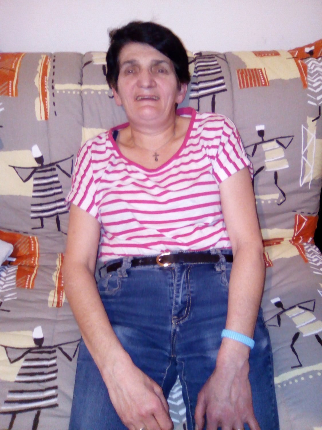 Françoise F, an old Christian cocksucker spreads #EbHvrXj1