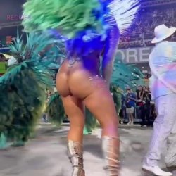 Paolla Oliveira Bunda Gigantesca