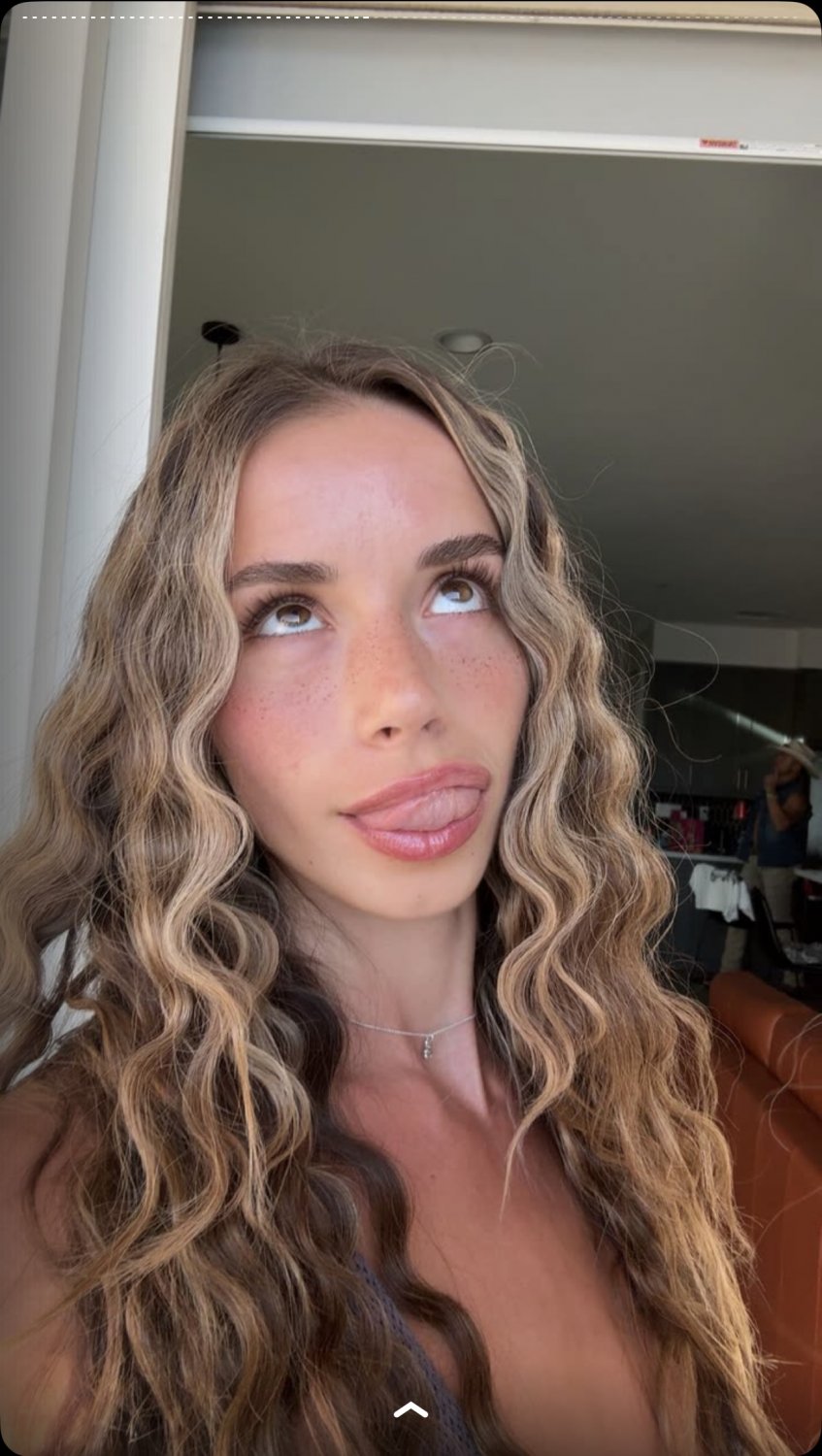SADIE MCKENNA needs a BBC asap #eLU7XhJt