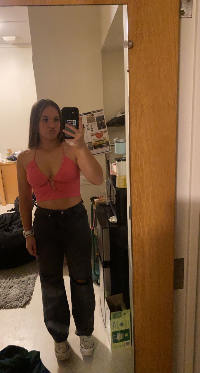 *REAL* Busty College Teen’s LEAKED NUDES & Sextapes! 🤤 #EnElc8GD