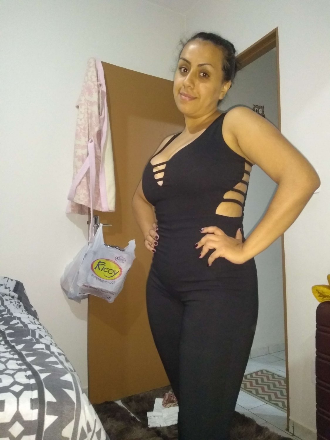 Monique mostrando o rabão #esVDH3bz