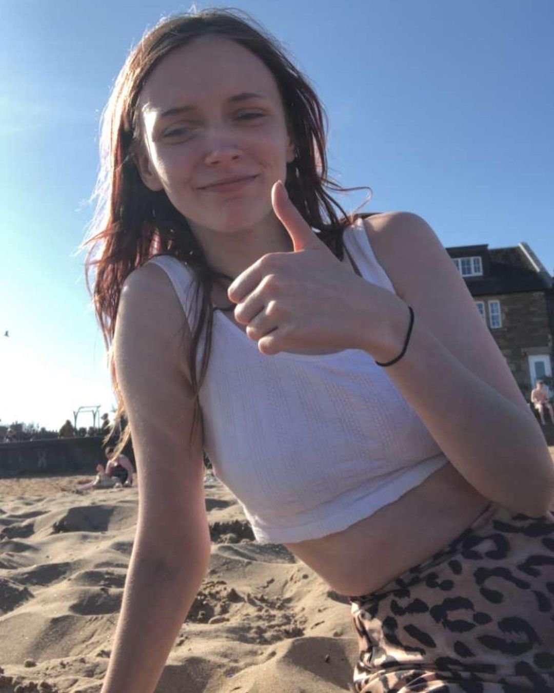 Billie 19 #Etq49gIj