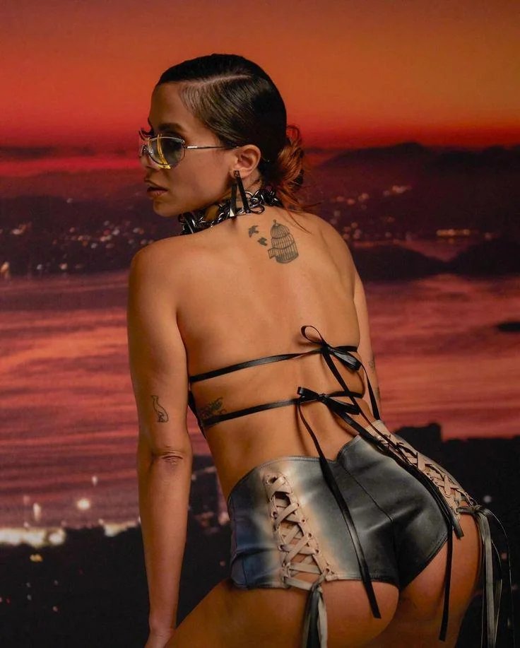Anitta #547 #eXSxz1j7