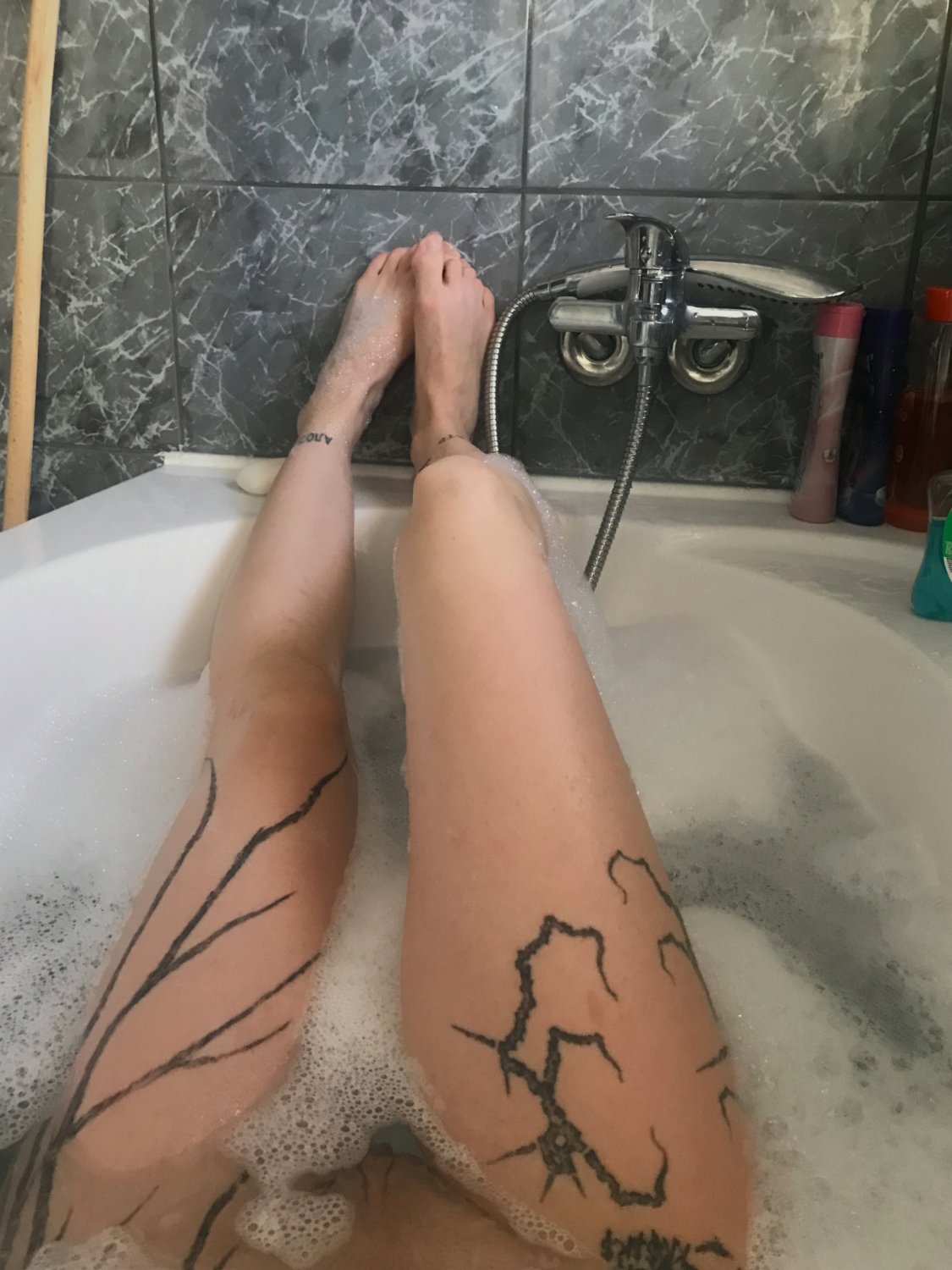 I love showing my natural body 🙈 #F27aNJqf