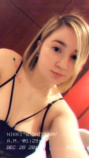 25 year old Nicole escort in INGLEWOOD LAX AREA CENTURY #FCtuHkZD