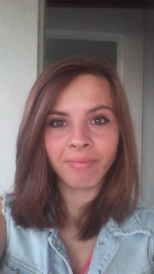 Anna #FEpLkuhQ