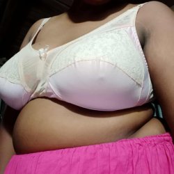 Indianbitch get cum in mouth