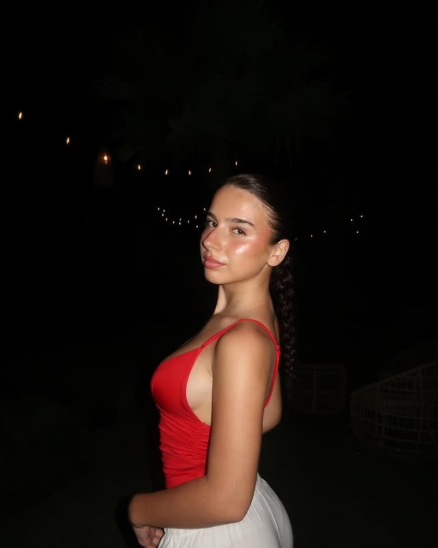 Lucia Correa #FKWVGcGC