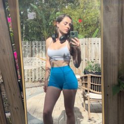 I want you to enjoy my petite body daily Honey🤤