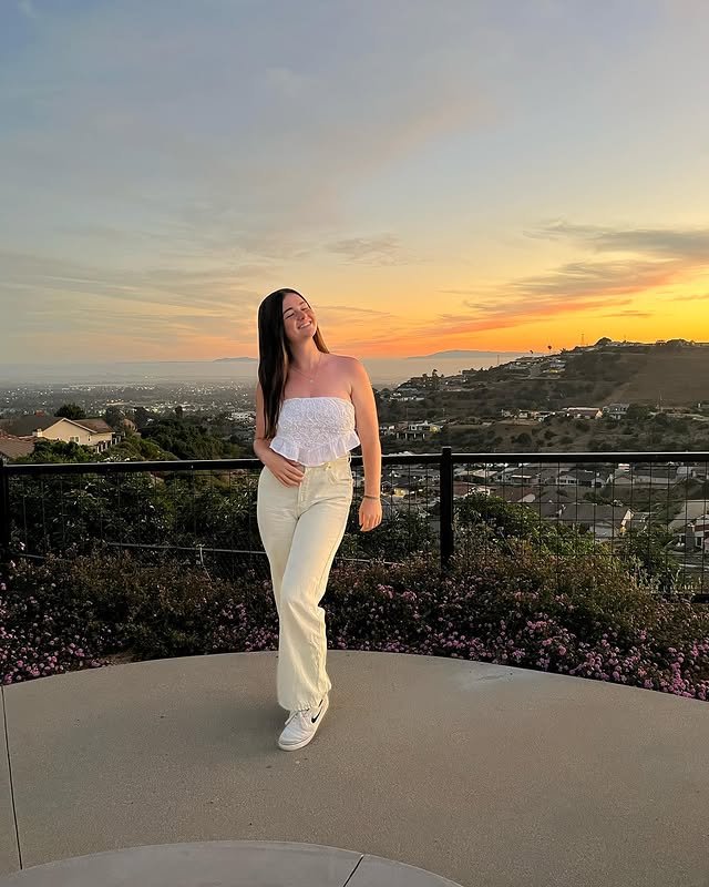 Sexy busty college teen Sidney #g0pgeFjz