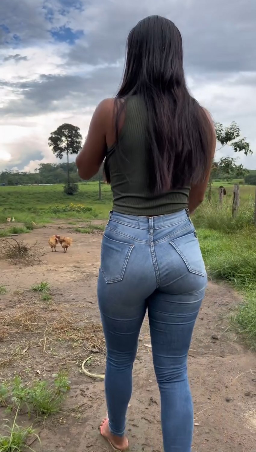 Mulher rabuda do caralho 🤤😜 #gkN3S9Ai